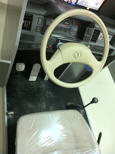 ��܇�{�ģ�M��