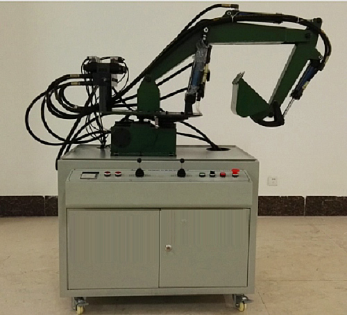 �ھ�C(j��)Һ��ģ�M��(sh��)