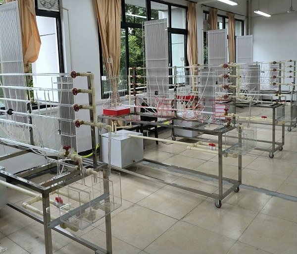 ���w���W(xu��)�C�ό��